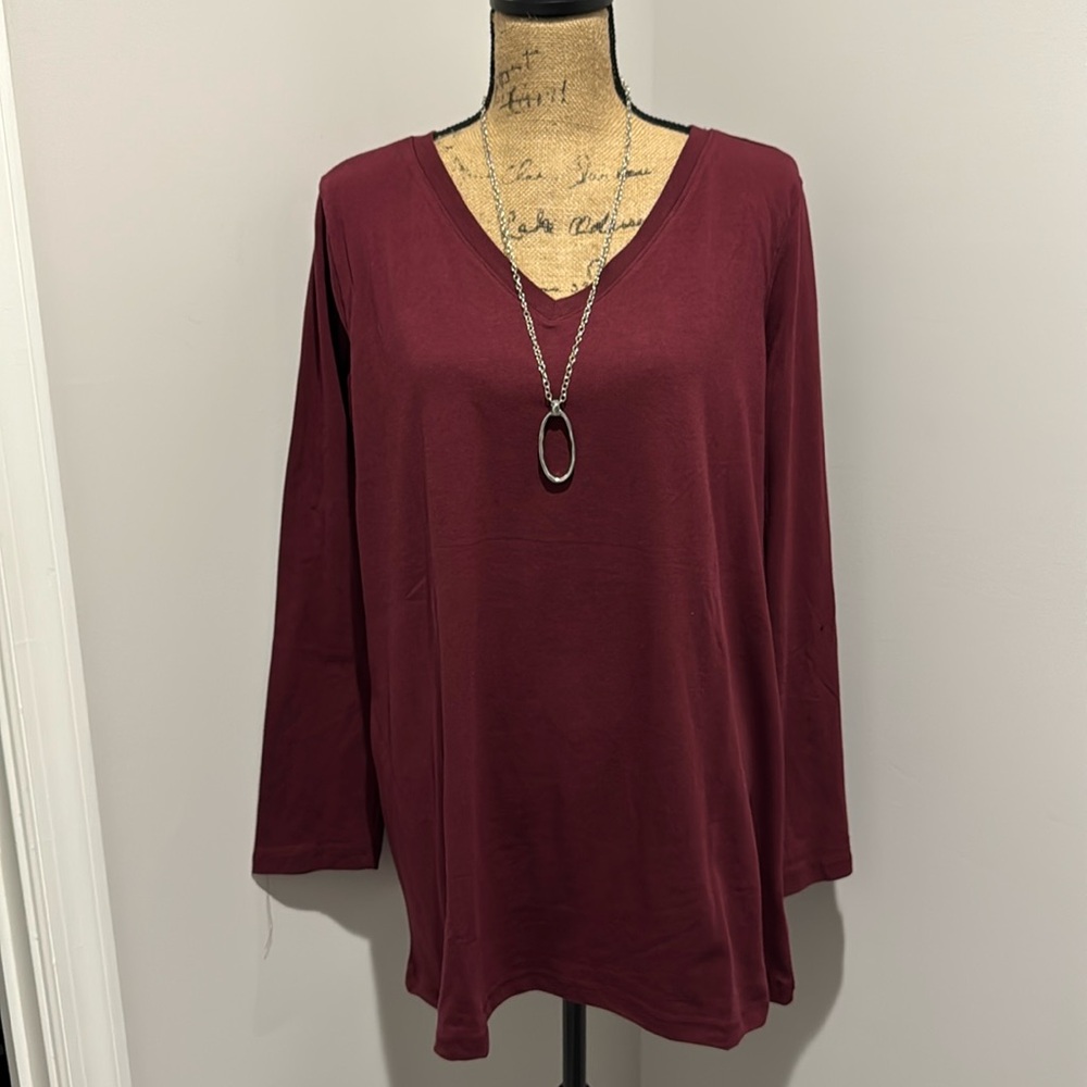 NWT Zenana Plus Cotton V-Neck Long Sleeve T-Shirt